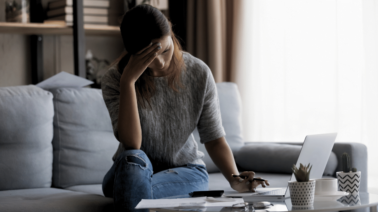 The Impact of Financial Stress on Mental Health - Lendology